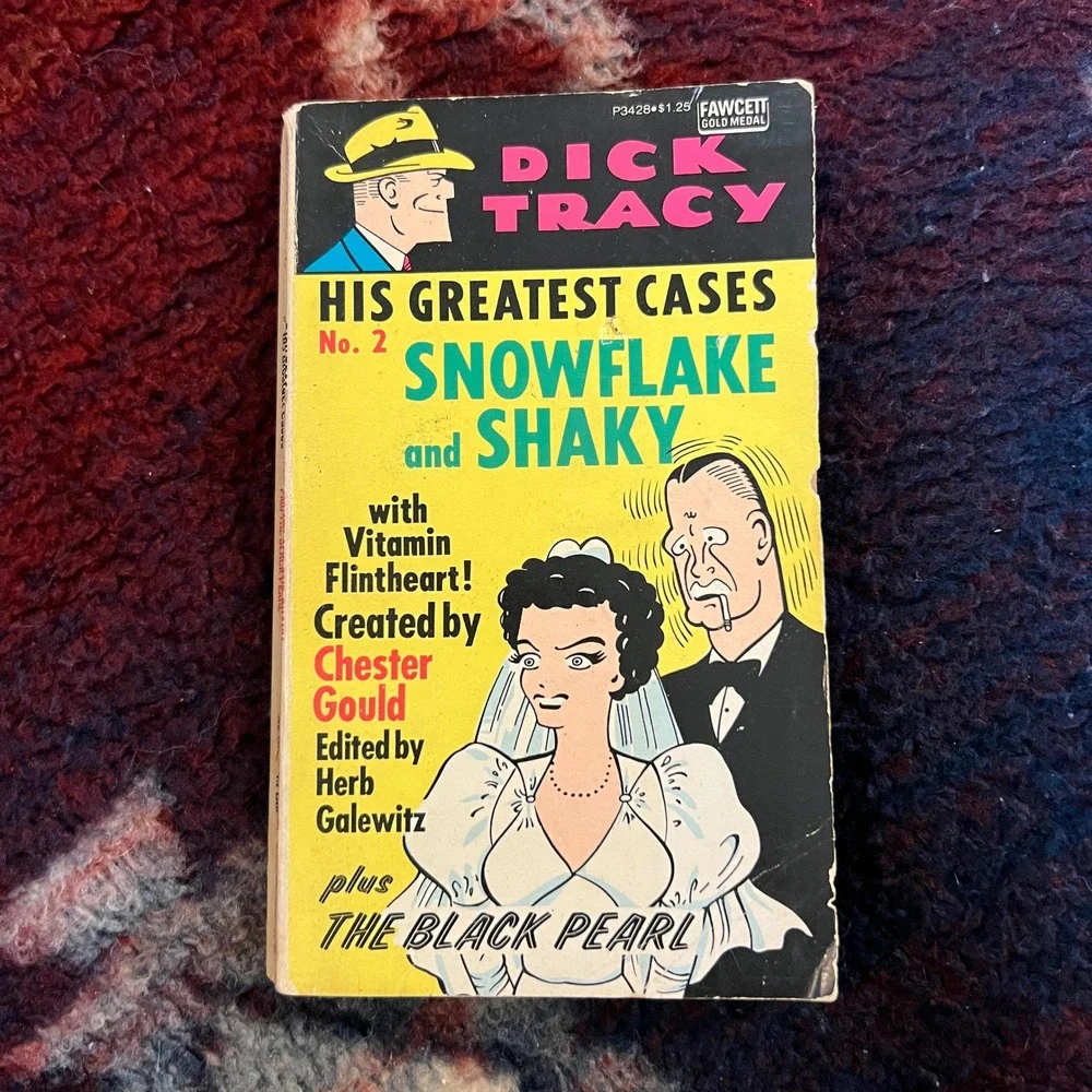 VTG 1975 Dick Tracy Book Snowflake & Shaky Black‎ Pearl Greatest Cases #2 Gould